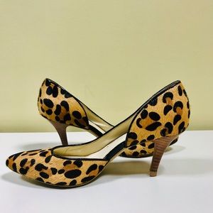 Anne Klein Leopard pumps!